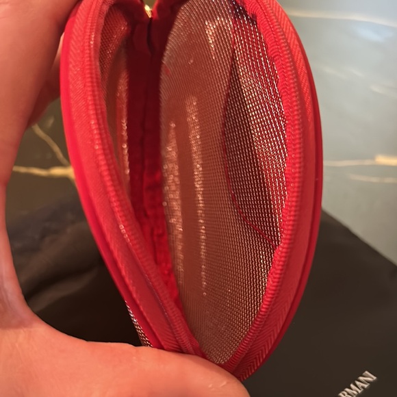 Giorgio Armani Red Cosmetic Pouch Set - Picture 6 of 13